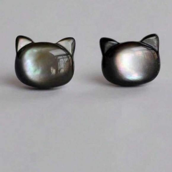 A+ Boutique Jewelry - 🐈‍⬛ Sterling Silver Cat Studs 🐈‍⬛